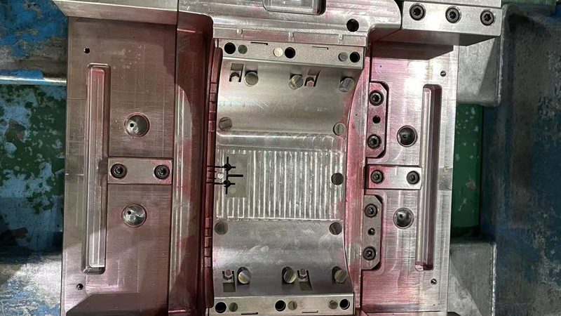 汽车模具安装调试工具清单：高效调试的关键要素