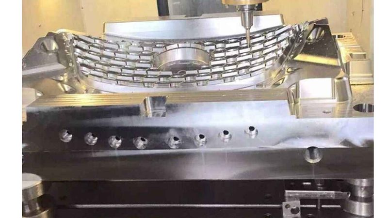 小批量模具厂考察：精准识别关键指标